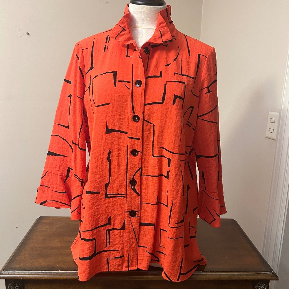 Ali Miles red tunic with black graphic designs, size M